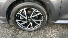 Toyota Yaris 1.5 Hybrid Design 5dr CVT Hybrid Hatchback